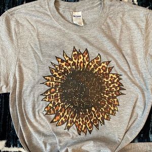 Leopard sunflower t-shirt